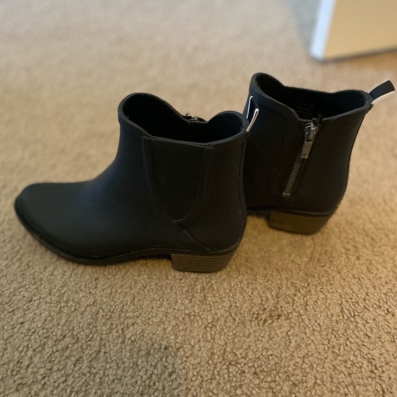 Booties - Picture 2 of 5